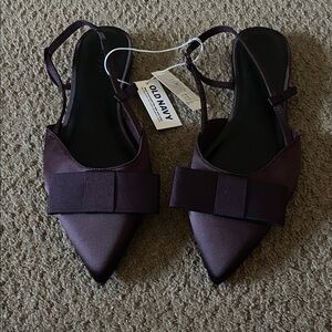 SOLD Old Navy Women's Dark Purple Bow Flats